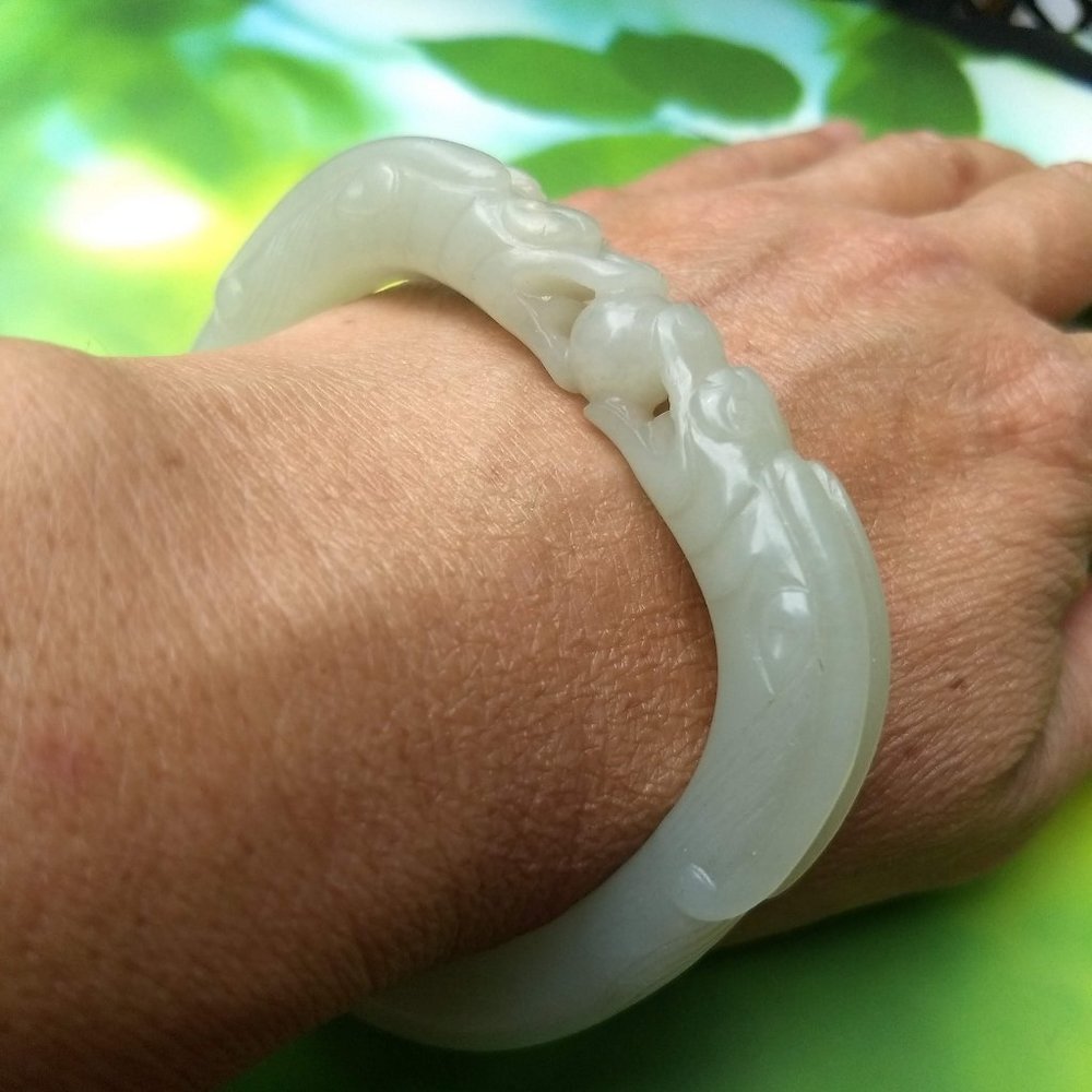 vintage 60s NWOT jade dragon bangle bracelet 🎈HOST PICK 🎈